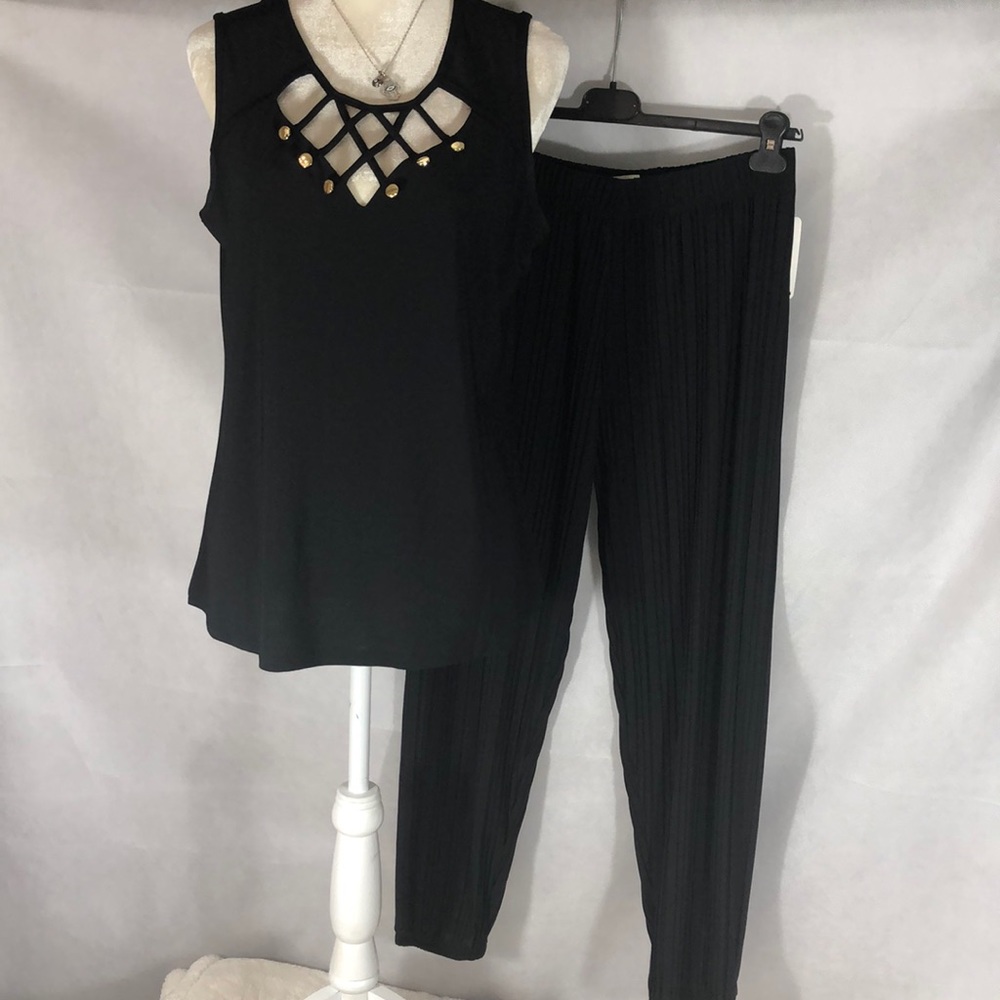 SOLD .NWT= TankTop & Pants, Size XL , Black color. - Picture 1 of 8